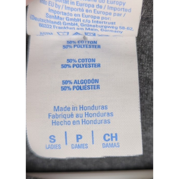 Softball Flag Graphic Tee | Women’s Small | Gray Short Sleeve Sports Top - Picture 5 of 8